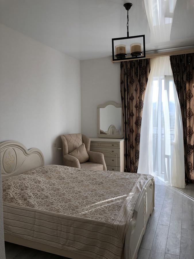 Lilu Otel Tiflis Dış mekan fotoğraf