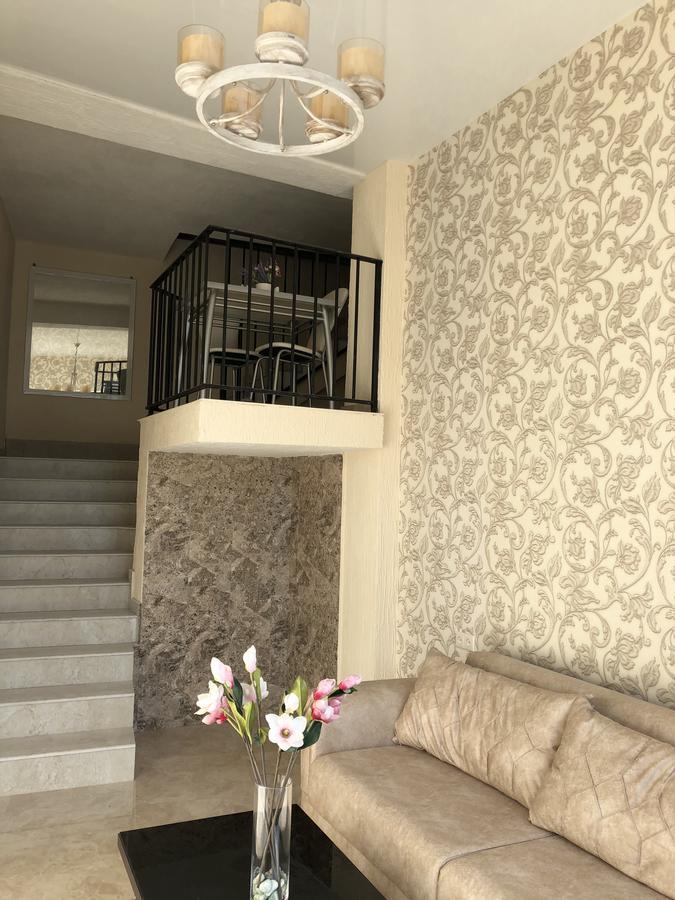 Lilu Otel Tiflis Dış mekan fotoğraf