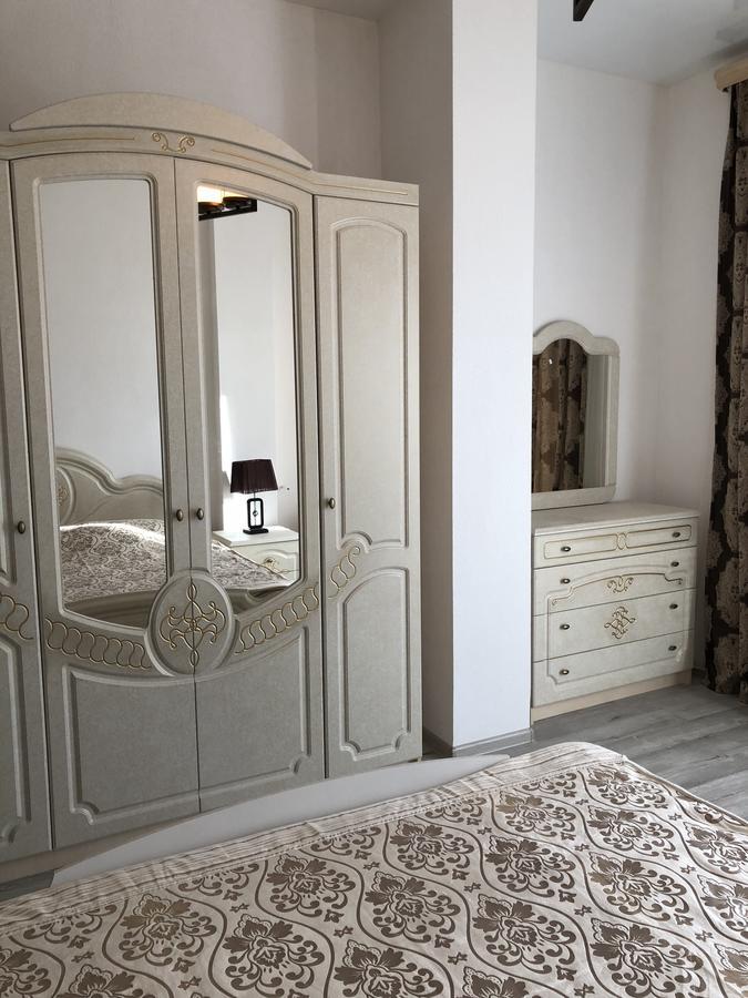 Lilu Otel Tiflis Dış mekan fotoğraf